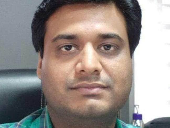 Arnab roy nodal-officer-missing-from-election-duty-in-nadia