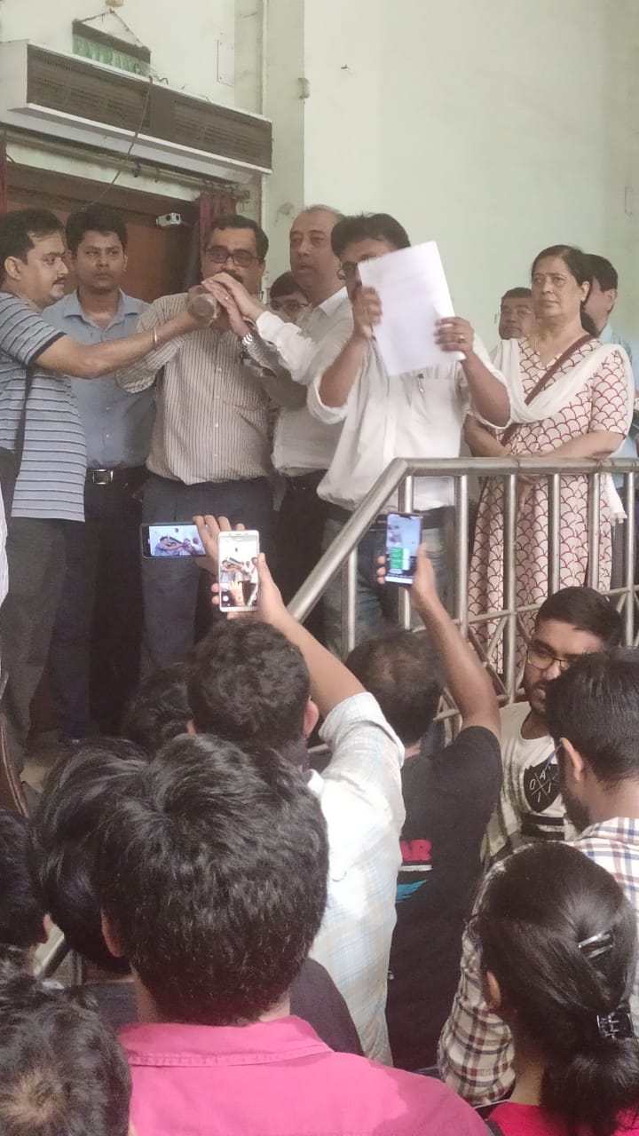 west bengal doctor resign