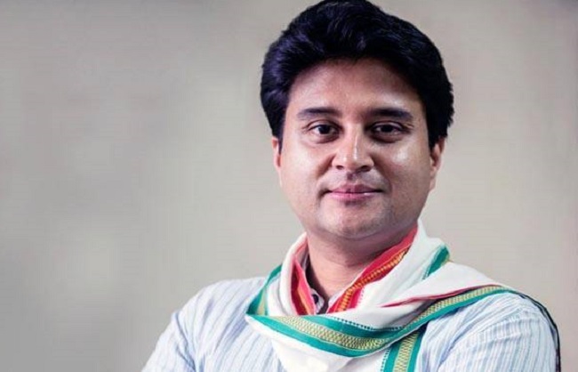 jyotirditya-scindia-the-close-aide-of-rahul-gandhi-supports-removal-of-article-370