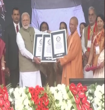pm narendra modi distributed assistive aids