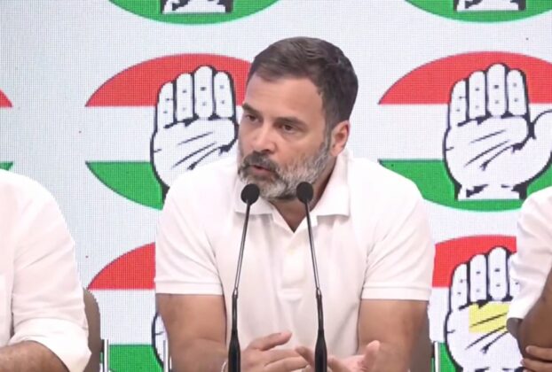 rahul gandhi on Apple iPhone Hack Message Alert